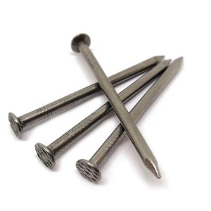 Length: 1 inch = 25.4 mm
Standard BWG gauge for 1-inch common nails:
 
- BWG14: 2.03 mm (most popular specification for export)
- BWG13: 2.34 mm (thickened type)
 
3. Product Features
 
1. Round flat textured nail head, anti-slip during hammering with large bearing force area.
2. Smooth straight shank and sharp diamond point, easy penetration into wood and effectively prevent wood splitting.
3. Low carbon steel material with good toughness, resistant to bending and breaking during construction.
4. Excellent nail holding power, low cost and high versatility.
5. Compact size, ideal for light-duty fastening, not applicable for heavy-load structural construction.