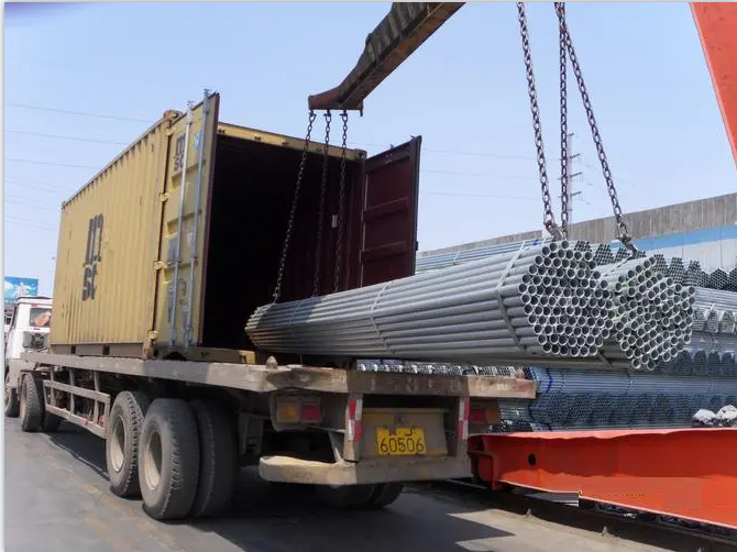 steel pipe loading in 40' container